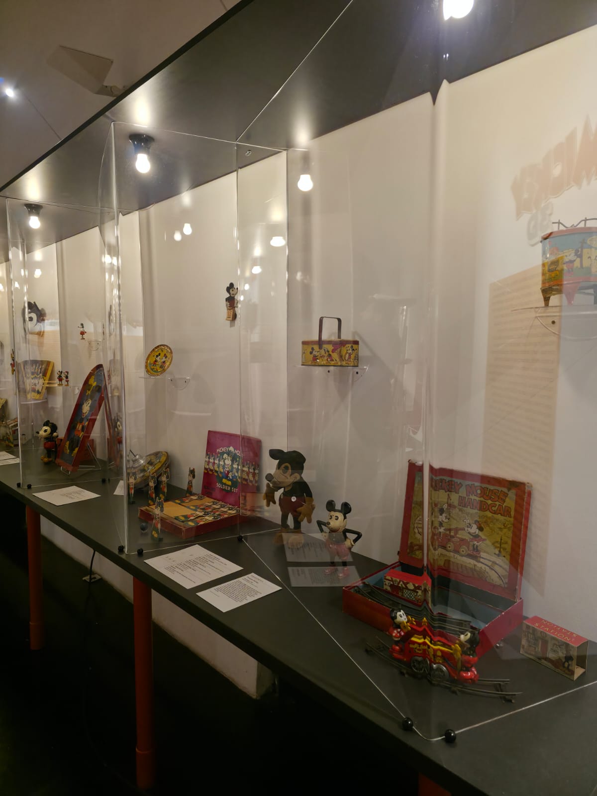 Exposition éphémère MICKEY