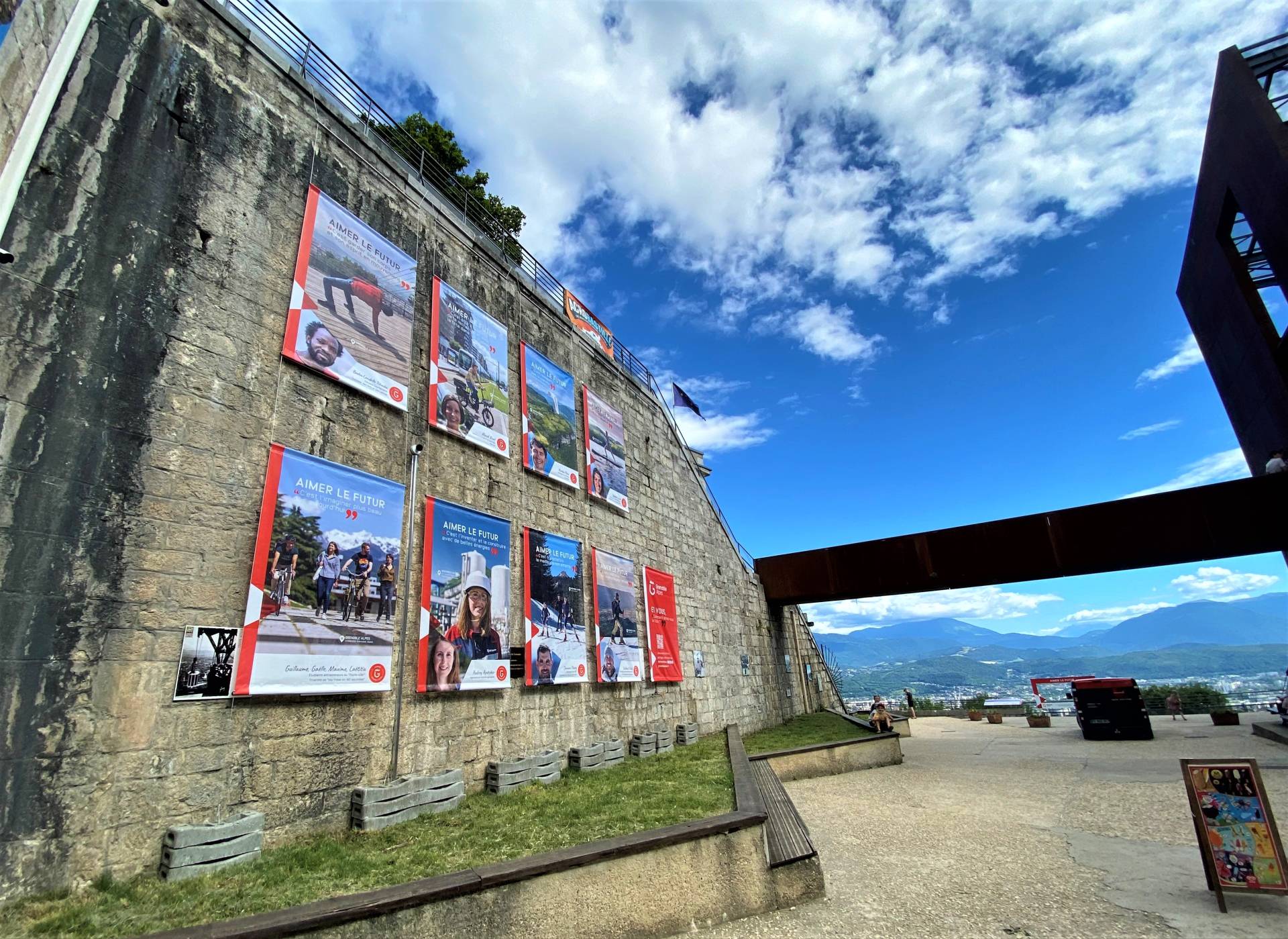 Exposition Grenoble Alpes Signalétique