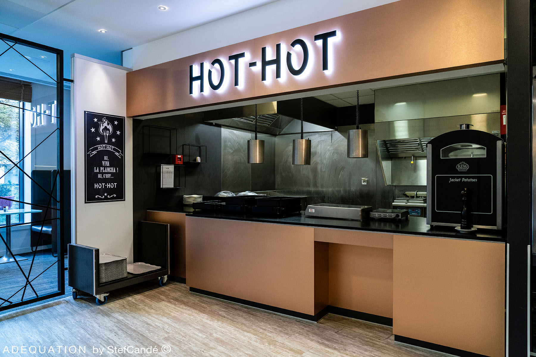 Logo lumineux HOT-HOT