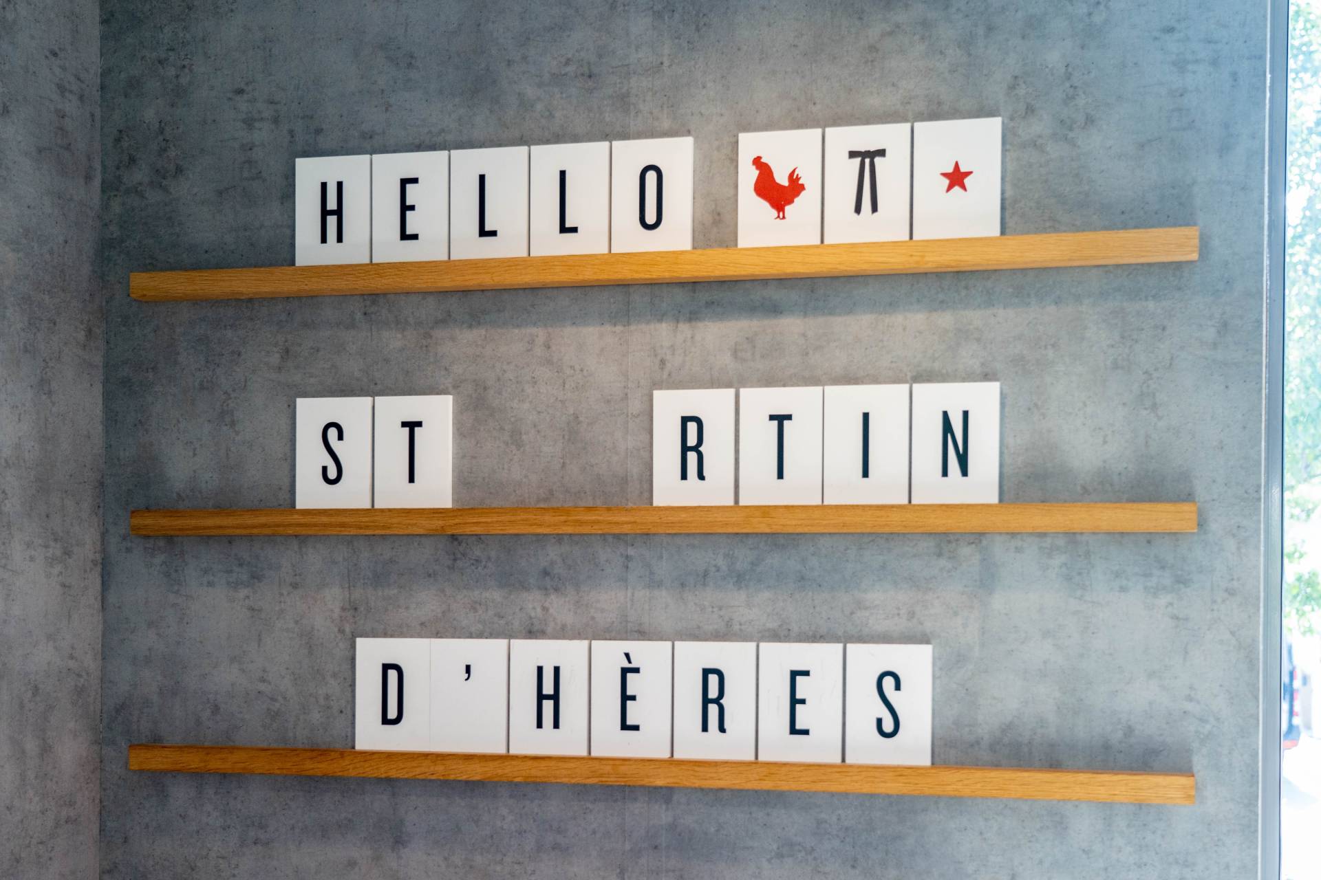 Lettrages en relief KFC