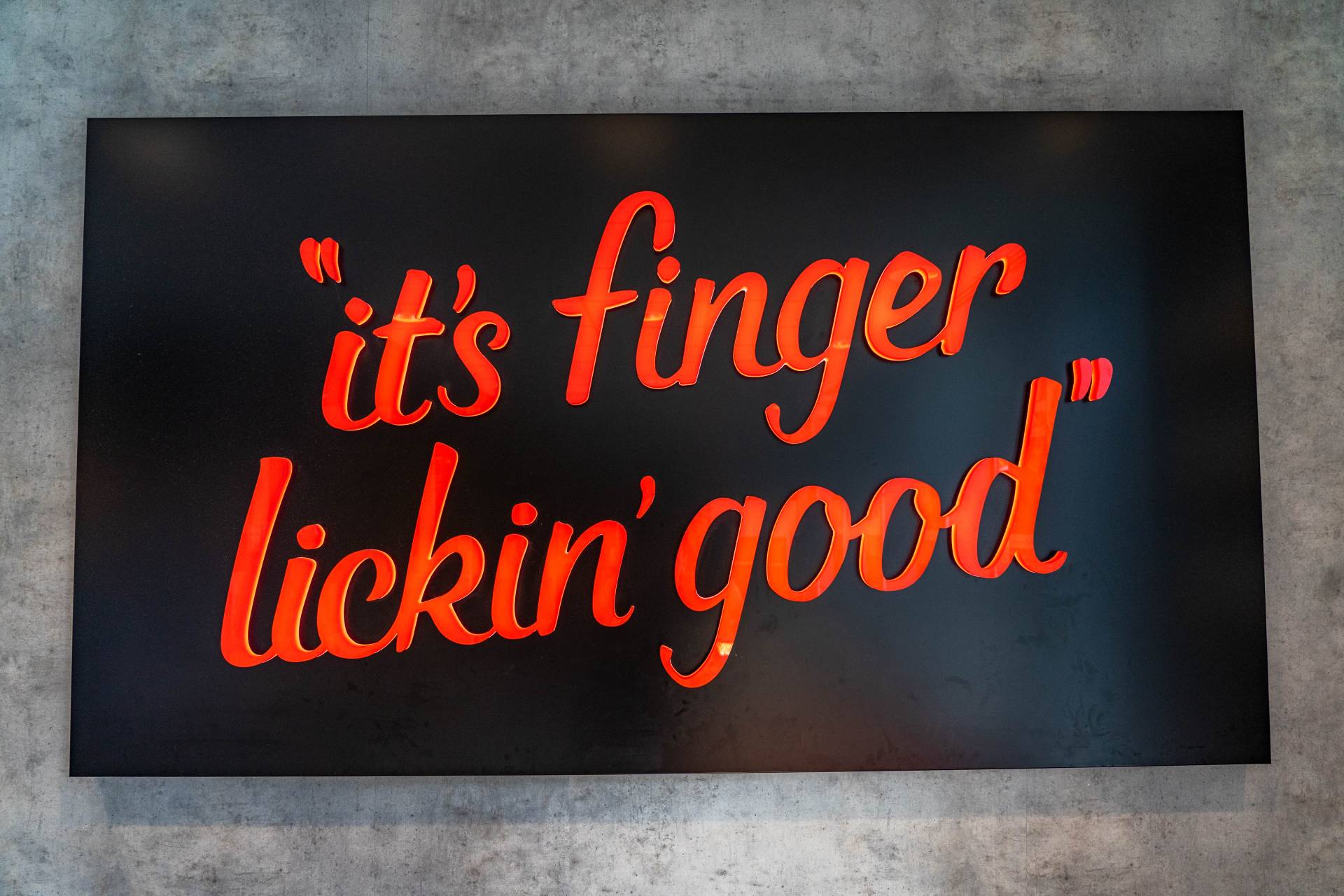 Lettrages en relief KFC