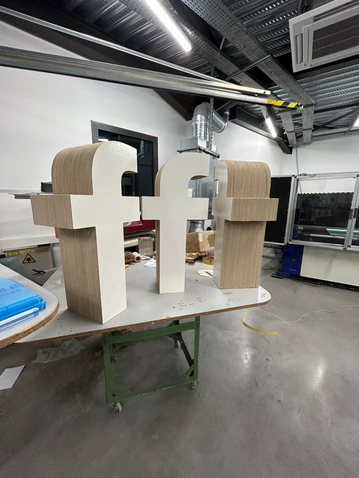 Signalétique RSE Lettres en CARTON