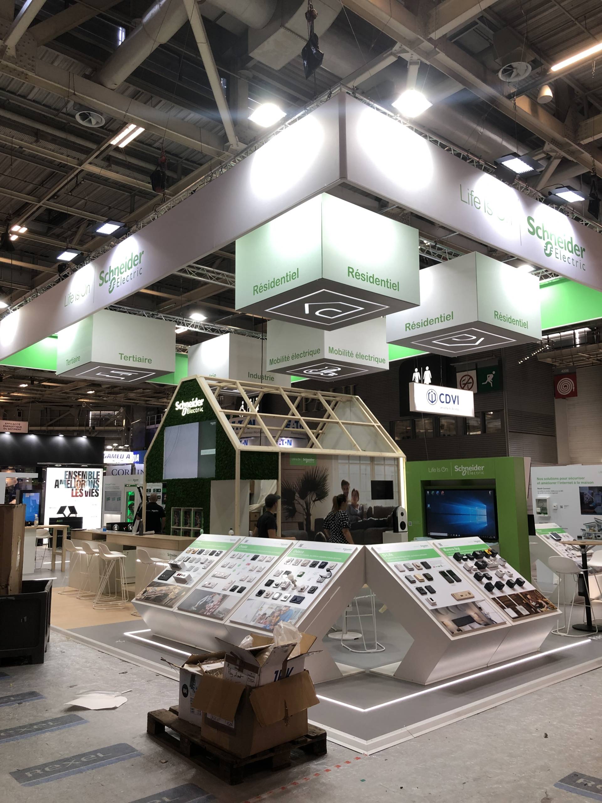 Stand Schneider Electric