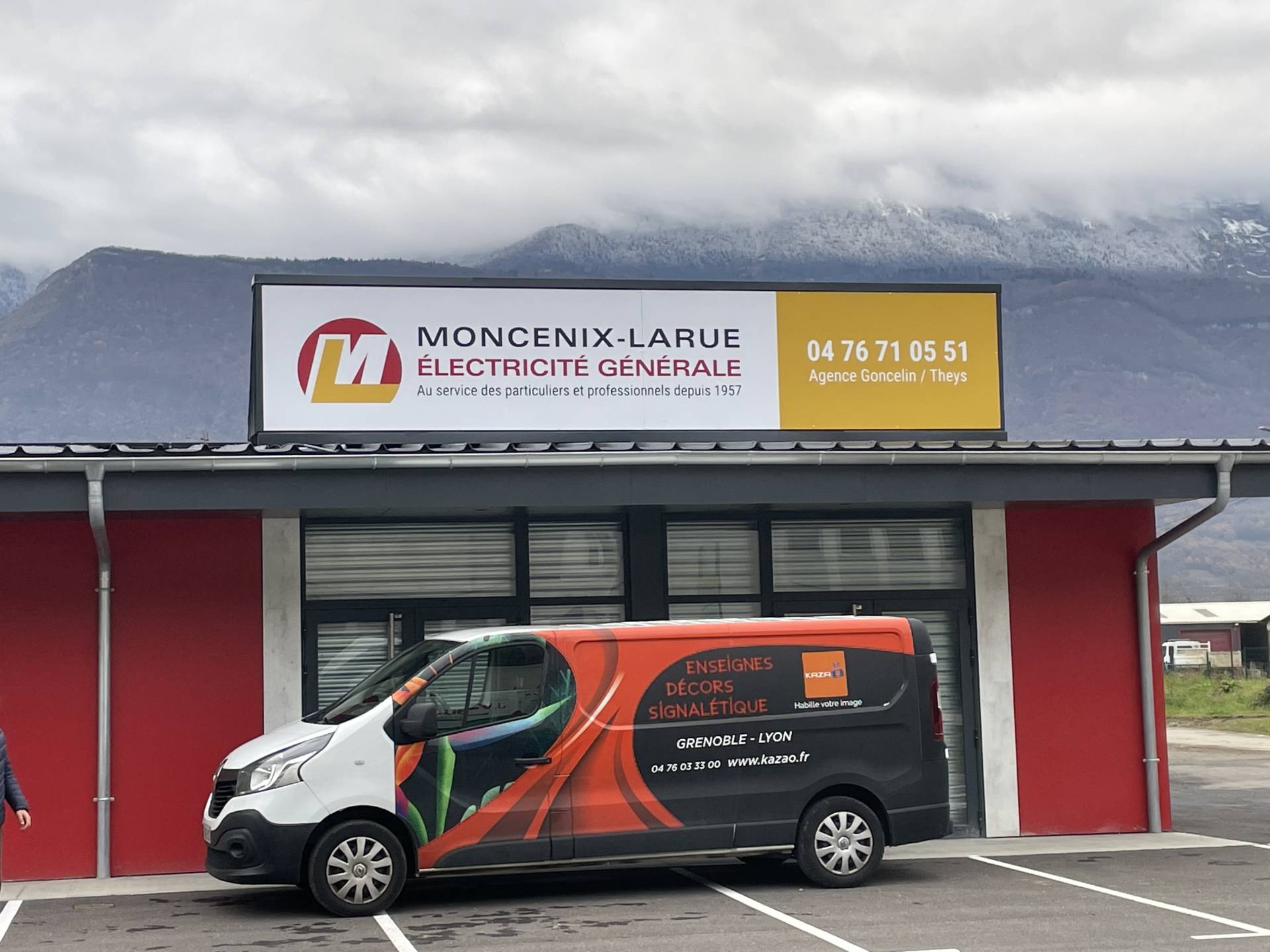 Enseigne murale d'électricien