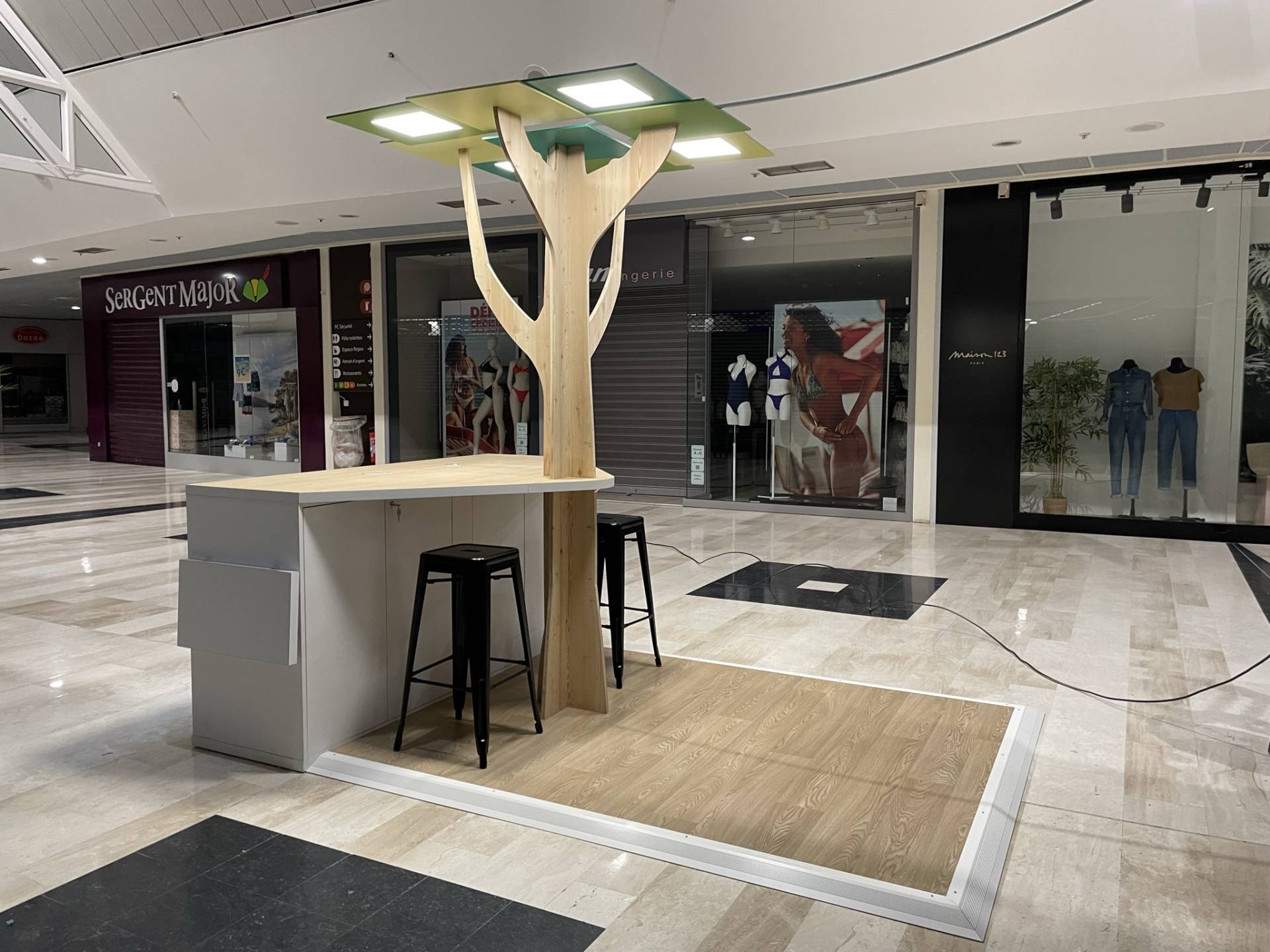 LUMINAIRE 123 PARE BRISE